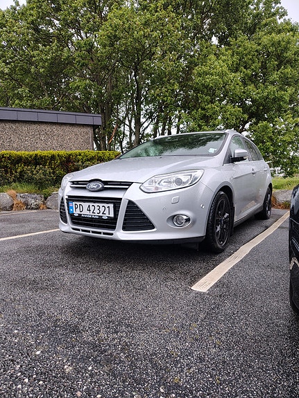 Ford Focus 13 of 30