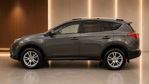 Toyota RAV4 3 of 5