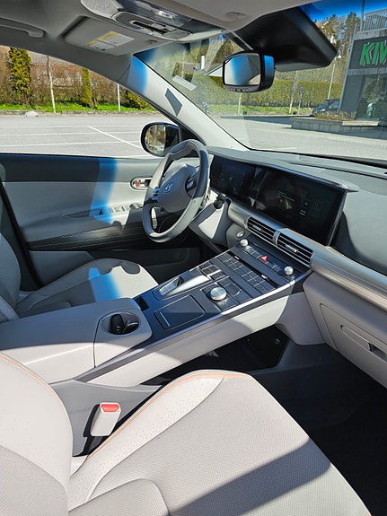 Hyundai Nexo 6 of 8