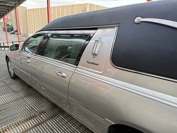 Lincoln 12 of 30