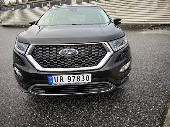 Ford Edge 3 of 5