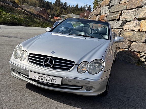 Mercedes-Benz CLK-Klasse 5 of 30