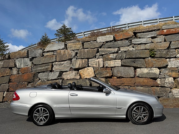 Mercedes-Benz CLK-Klasse 7 of 30