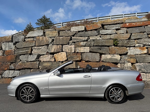 Mercedes-Benz CLK-Klasse 8 of 30