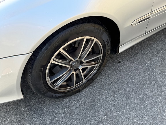 Mercedes-Benz CLK-Klasse 24 of 30
