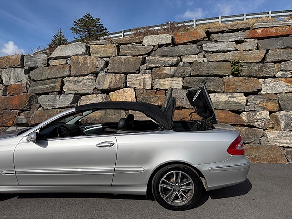 Mercedes-Benz CLK-Klasse 20 of 30