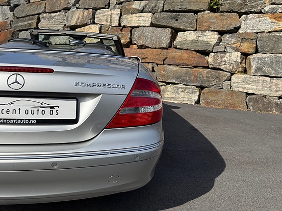 Mercedes-Benz CLK-Klasse 17 of 30