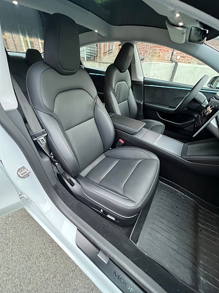 Tesla Model 3 12 of 20