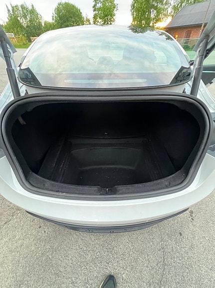 Tesla Model 3 8 of 20