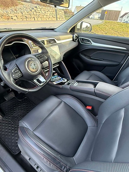 MG ZS EV 9 of 25