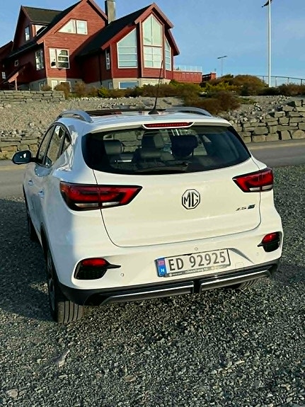 MG ZS EV 6 of 25