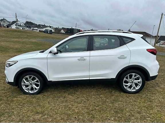 MG ZS EV 21 of 25