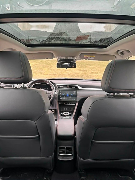 MG ZS EV 14 of 25