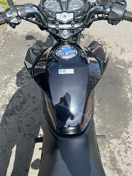 Honda CB 125F 7 of 8