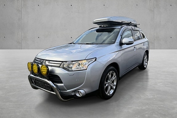 Mitsubishi Outlander 4 of 5