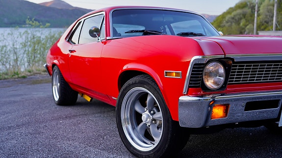 Chevrolet Nova 4 of 5
