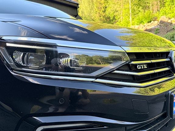 Volkswagen Passat 7 of 30