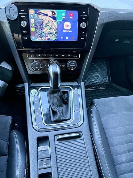 Volkswagen Passat 20 of 30
