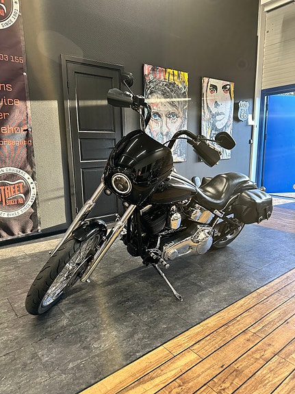 Harley-Davidson FXSTDI Softail Deuce