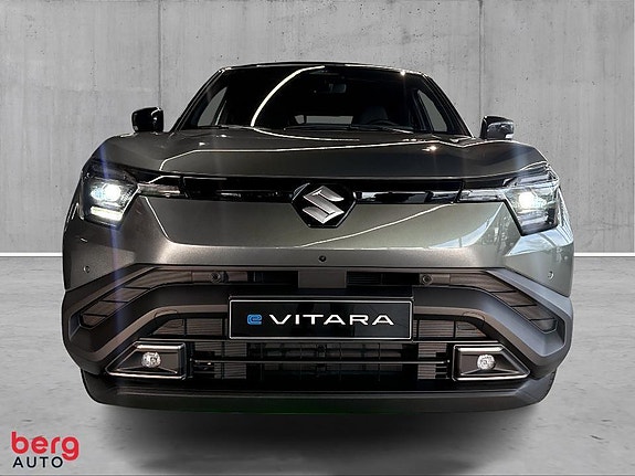 Suzuki eVitara 2 of 5