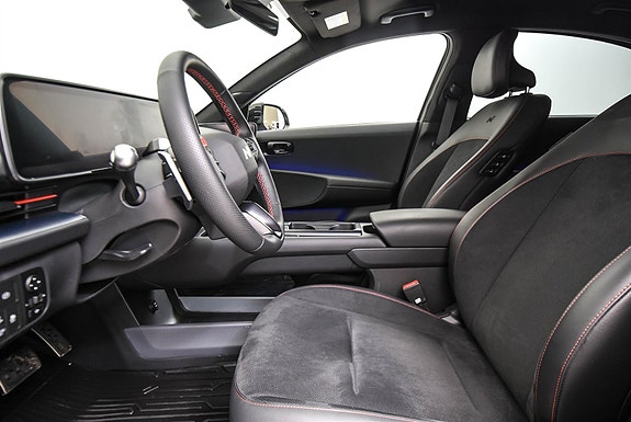 Hyundai Ioniq 6 13 of 30