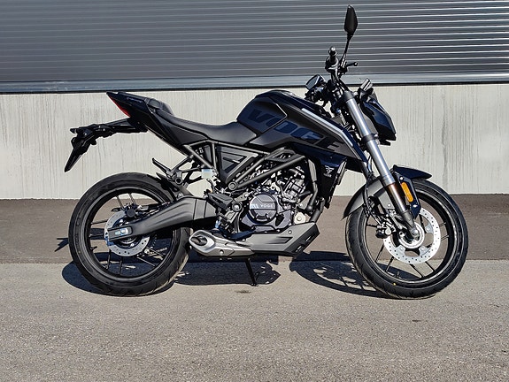 VOGE 125R 16 of 17