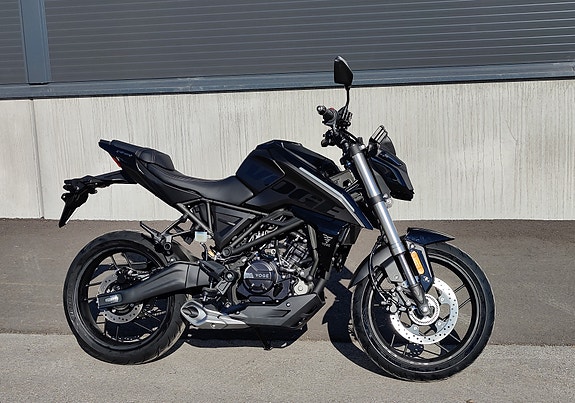 VOGE 125R 4 of 17