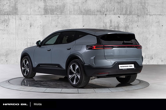 Polestar 3 7 of 30