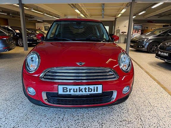 MINI One 2 of 5