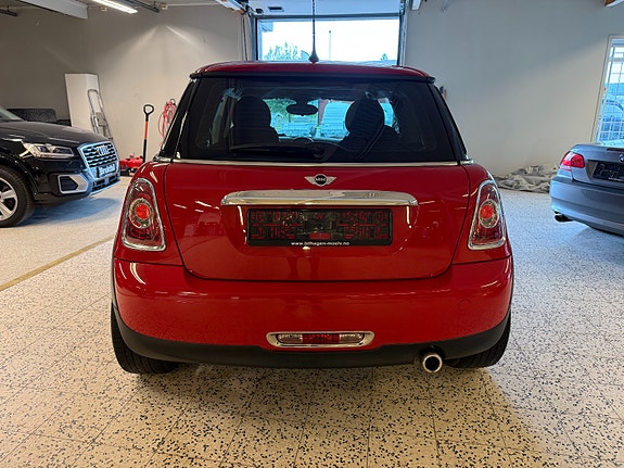MINI One 4 of 5