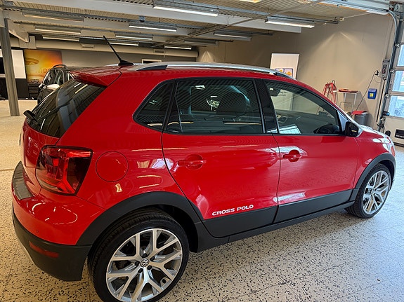 Volkswagen Polo Cross 6 of 18