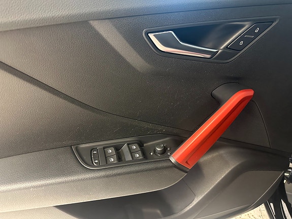 Audi Q2 16 of 18