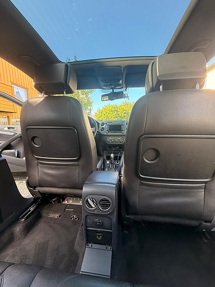 Volkswagen Tiguan 5 of 5
