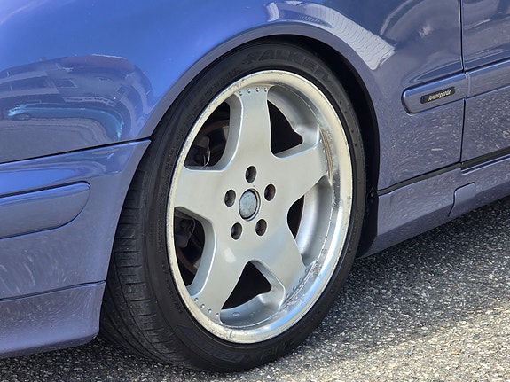 Mercedes-Benz CLK200 11 of 30