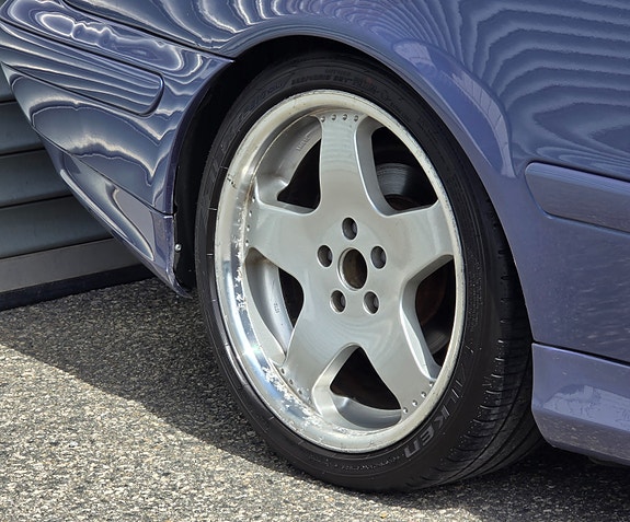 Mercedes-Benz CLK200 8 of 30