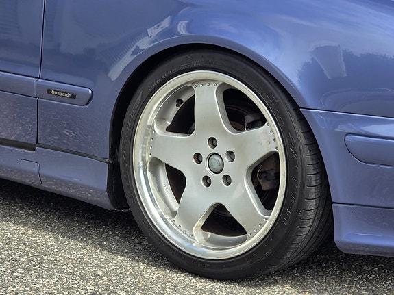 Mercedes-Benz CLK200 7 of 30