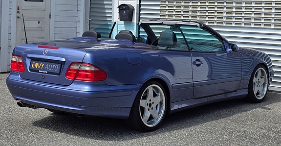 Mercedes-Benz CLK200 16 of 30