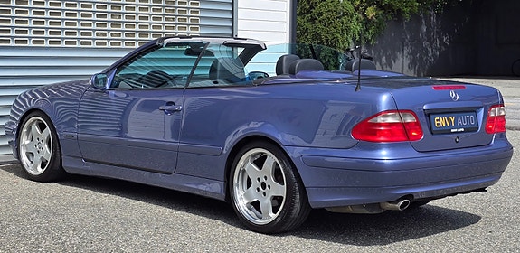 Mercedes-Benz CLK200 13 of 30