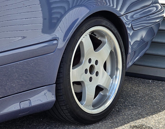 Mercedes-Benz CLK200 12 of 30