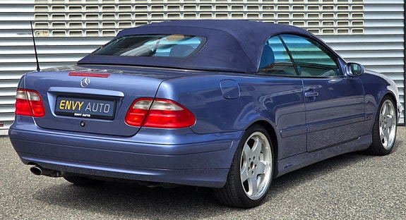 Mercedes-Benz CLK200 5 of 30