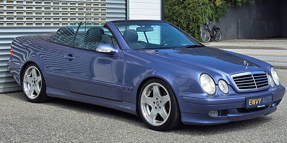 Mercedes-Benz CLK200 6 of 30