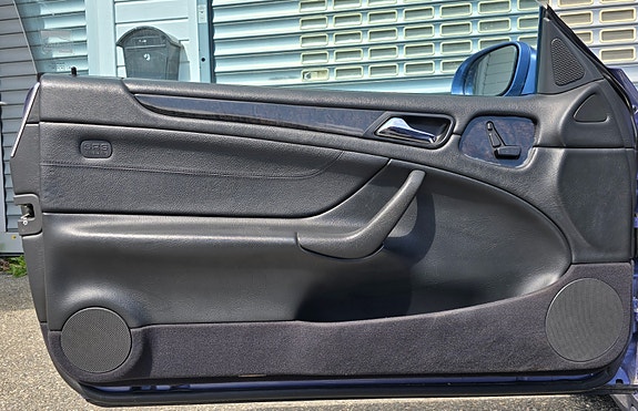 Mercedes-Benz CLK200 30 of 30