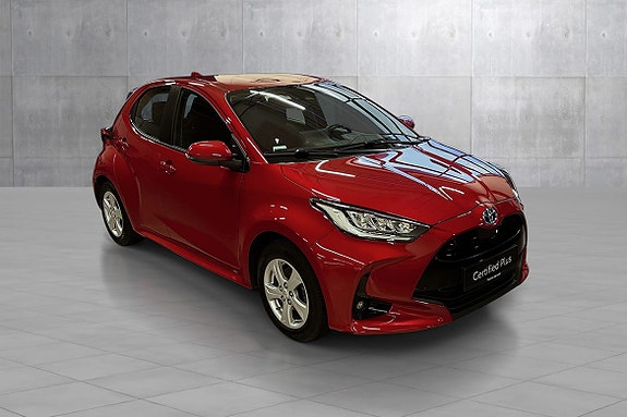 Toyota Yaris 7 of 25