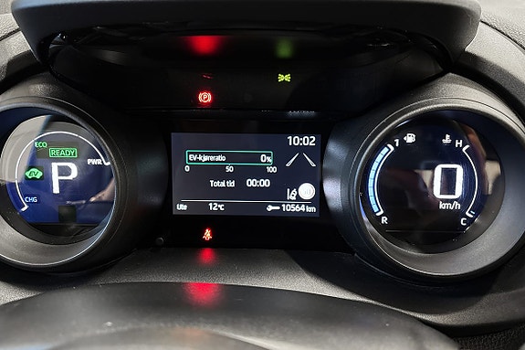 Toyota Yaris 12 of 25