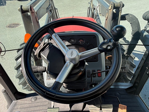 McCormick CX110 XTRASHIFT 20 of 27