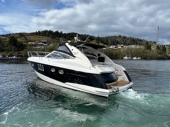 Absolute 39, skipsreg, ankervinsj forut og akter, generator, finans 5 of 30