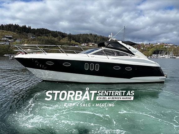 Absolute 39, skipsreg, ankervinsj forut og akter, generator, finans