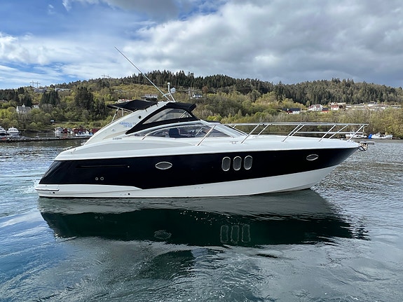 Absolute 39, skipsreg, ankervinsj forut og akter, generator, finans 10 of 30