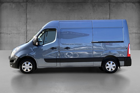 Renault Master 4 of 5