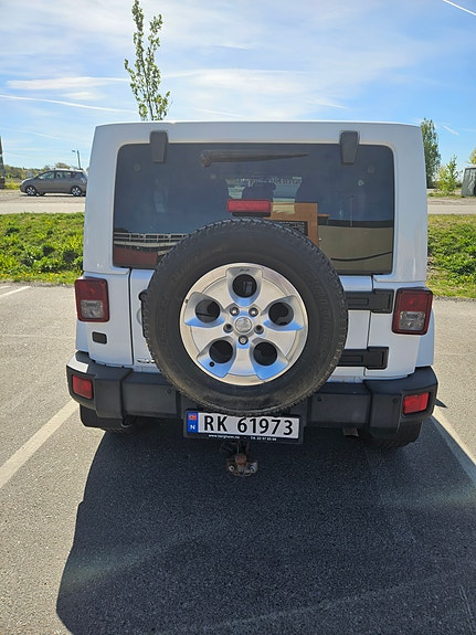 Jeep Wrangler 5 of 5